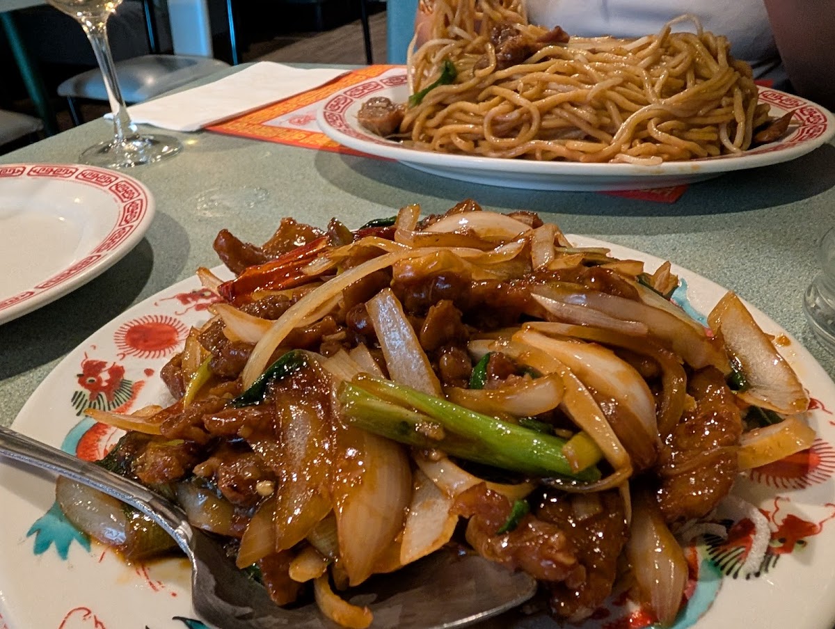Fred's Szechuan Chinese Restaurant